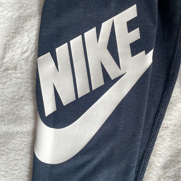 Nike leggings - Picture 3 of 5